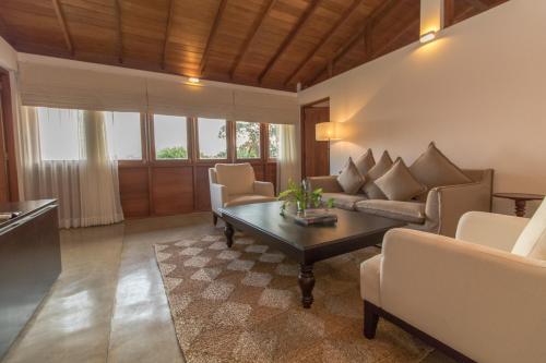 Queen Suite