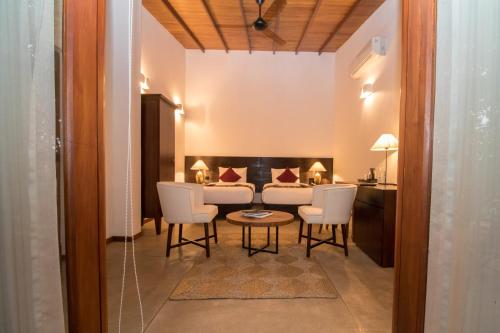 Deluxe Double or Twin Room with Garden View