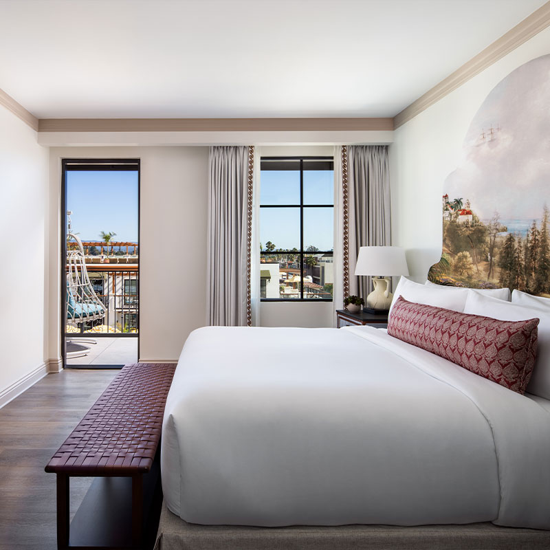 Lighthouse Suite