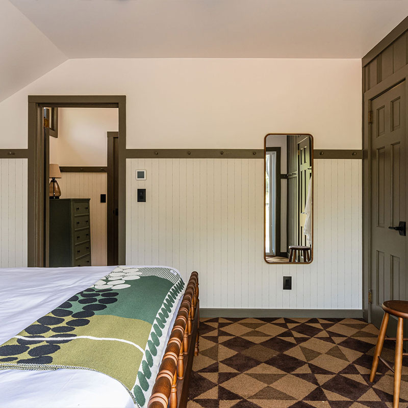 Hemlock King Suite with Private Patio
