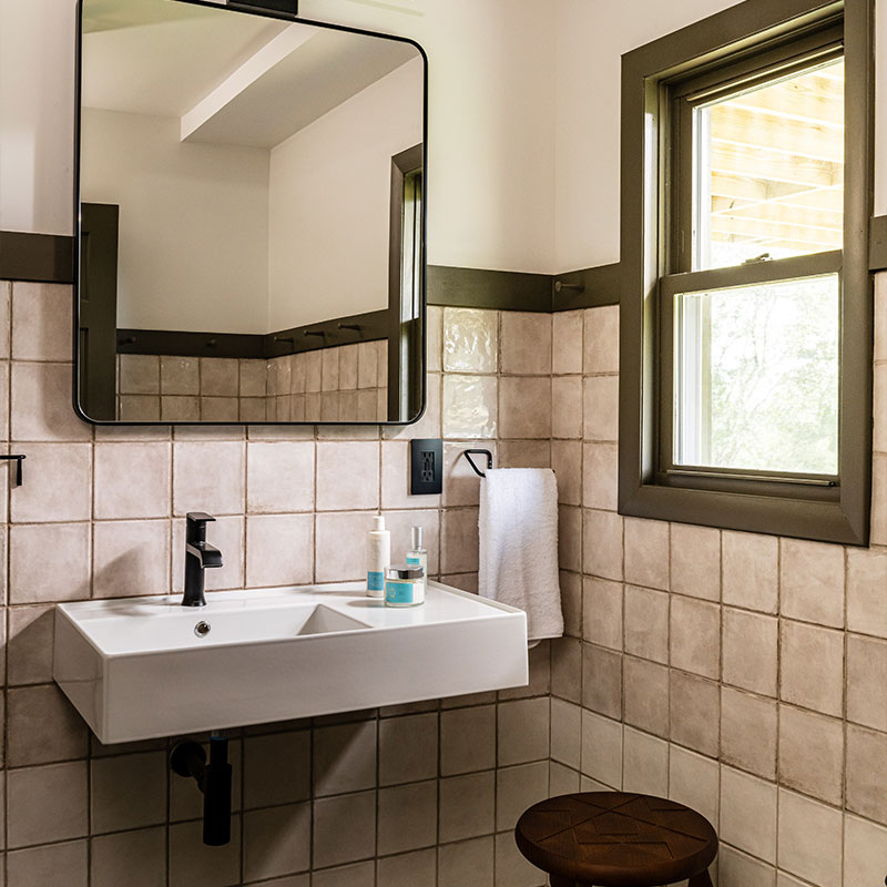 Hemlock King Suite with Private Patio
