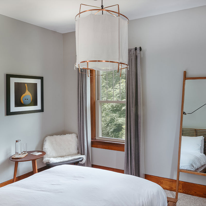 Classic Queen Room
