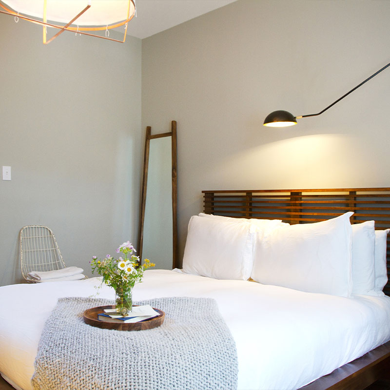 Clawfoot Queen Room