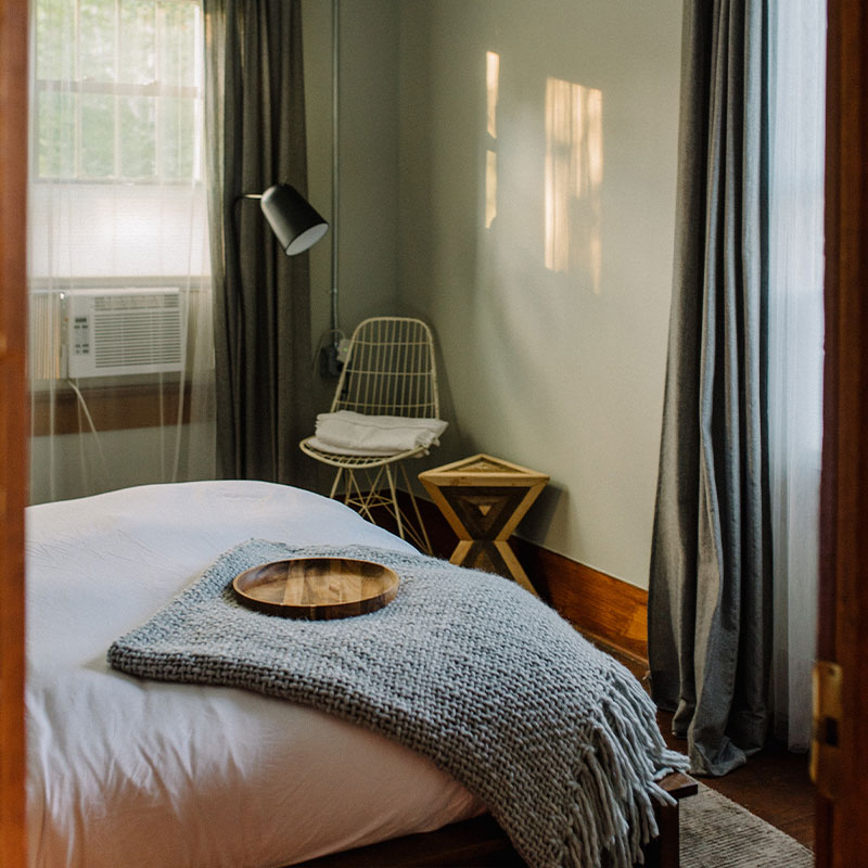 Clawfoot Queen Room