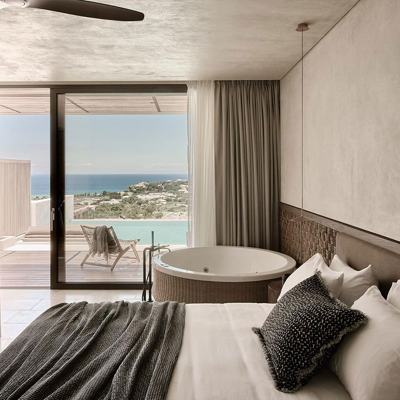 Honeymoon Private Pool Suite