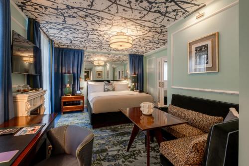 Standard Suite (Dandy Suite)