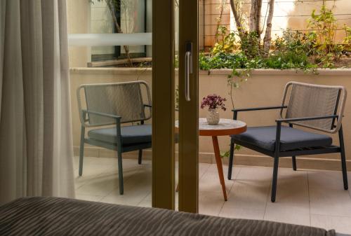Classic Interconnecting Rooms with Balcony