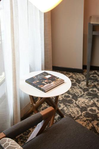 King Room with City View