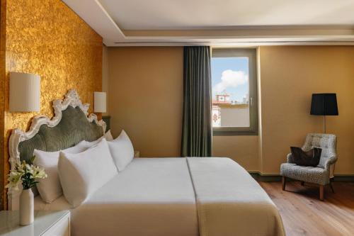 Two-Bedroom Suite Red Level