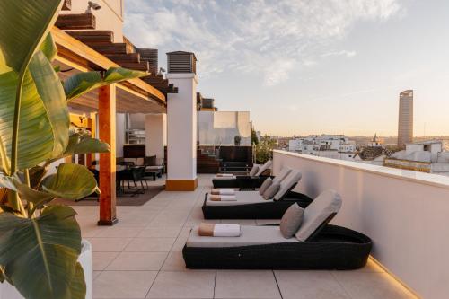 Presidential Penthouse Suite Red Level