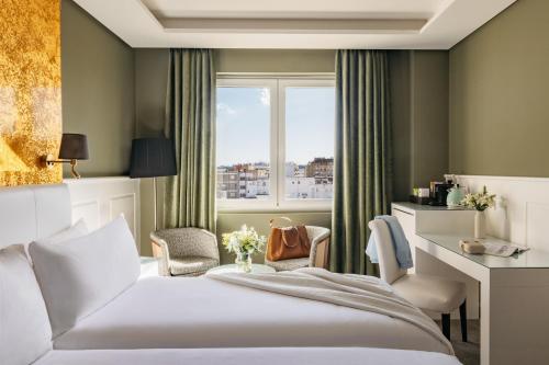Premium Room - Connected