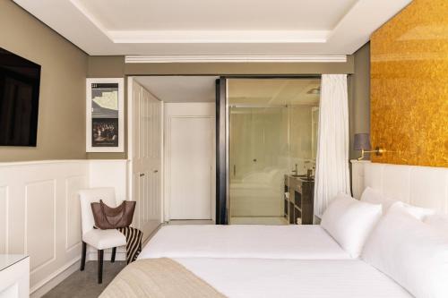 Premium Room - Connected