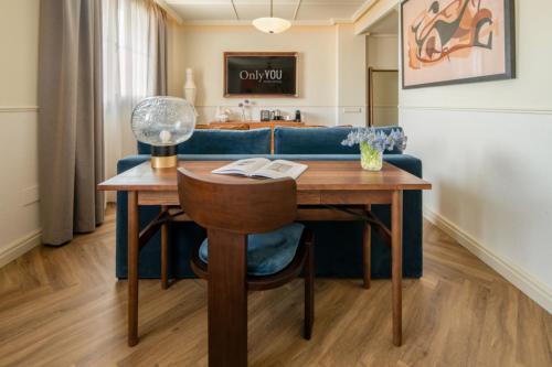 Deluxe Junior Suite
