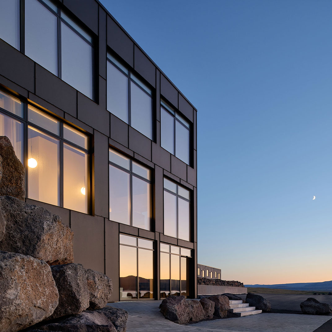 Black Sand Hotel