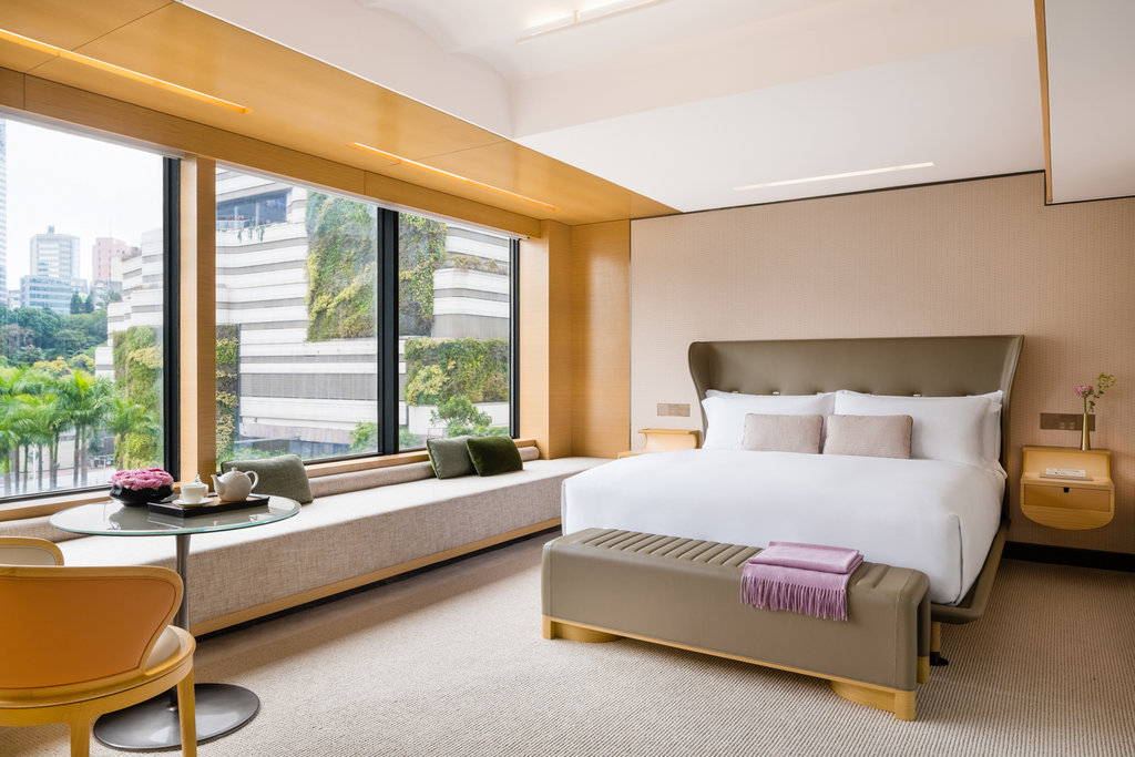 1 King Premium Daybed