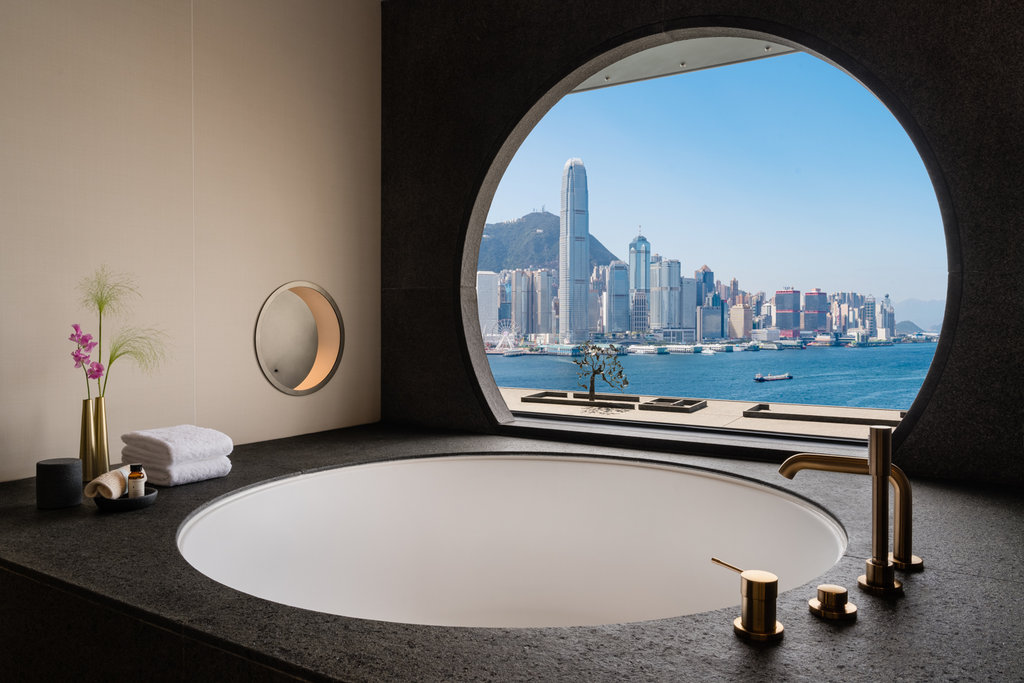1 Bedroom Suite Corner Harbourview