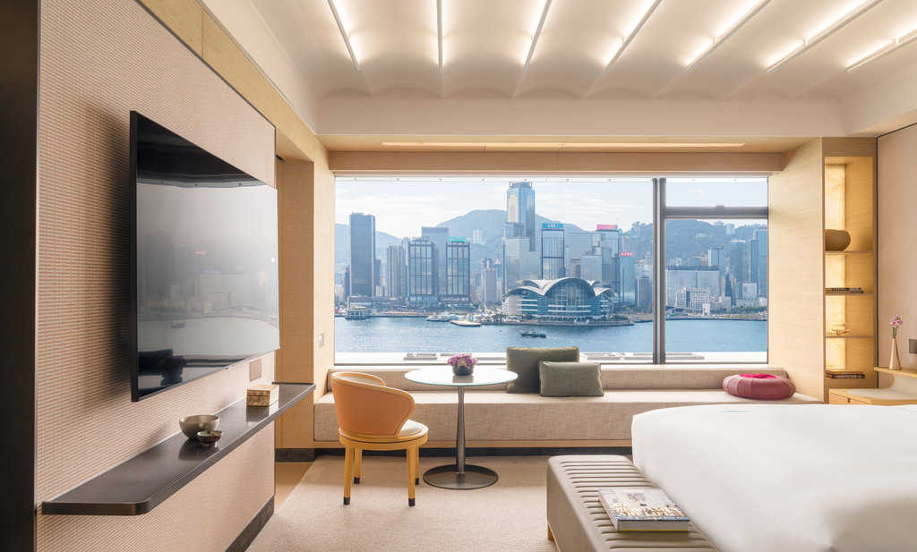 1 Bedroom Suite Harbourview High Floor