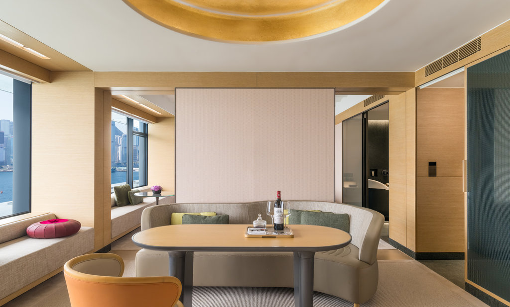 1 Bedroom Suite Harbourview High Floor