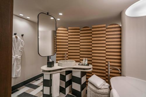 Soho Suite