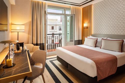 Superior Double Room With Balcony