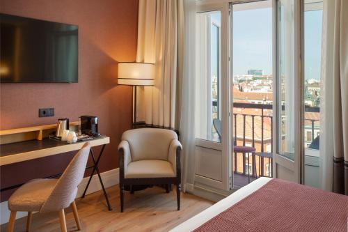 Superior Double Room With Balcony