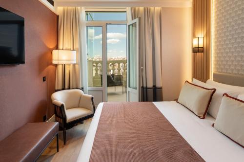 Superior Double Room with Terrace