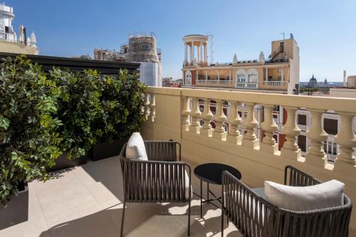 Superior Double Room with Terrace