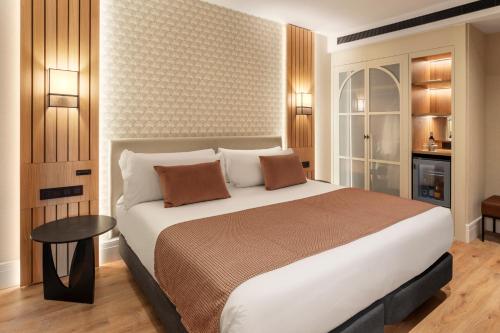 Superior Double Room with Patio
