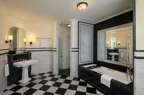 Georgetown Suite - Heritage Wing