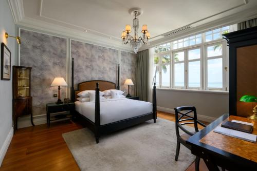 Straits Suite - Heritage Wing