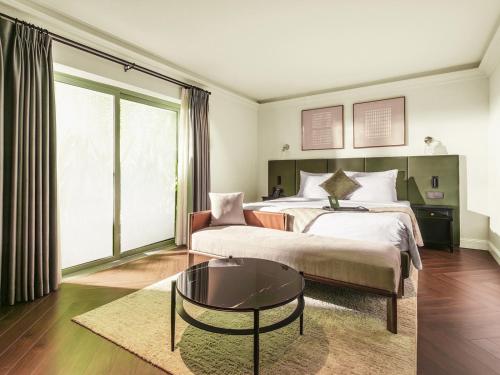 Premier Room