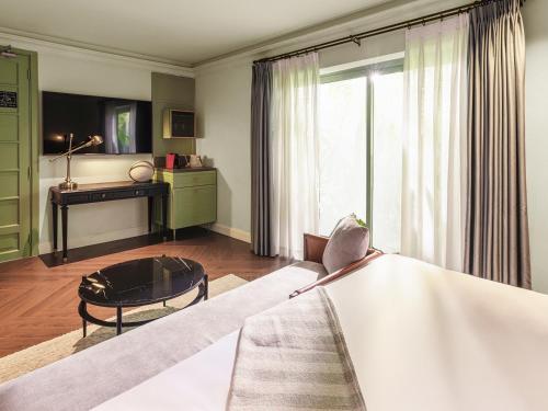 Premier Room