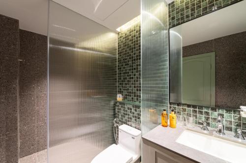 Premier Room