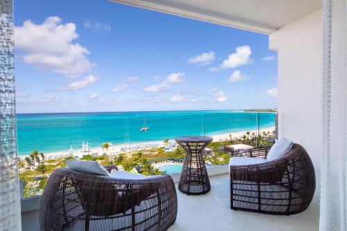 Deluxe Guest Room with 2 Queen, Partial Ocean view Balcony