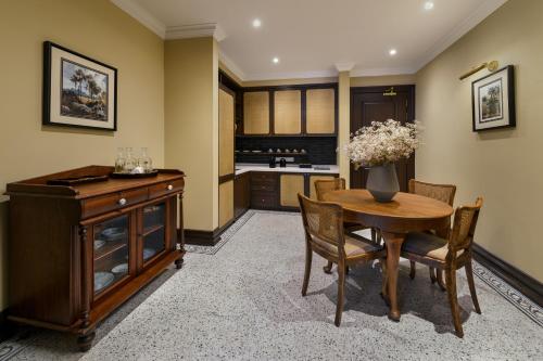 Pinang Suite - Heritage Wing