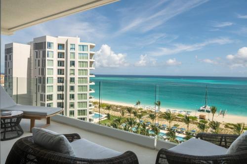 Executive King Suite - Club Lounge Access