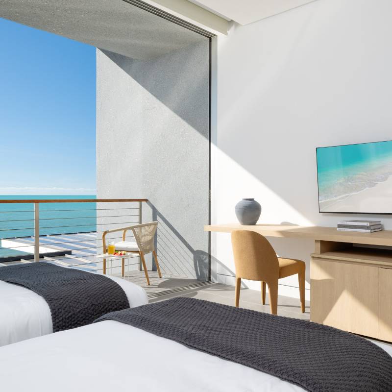 Long Bay 1 Bedroom Beachfront Room