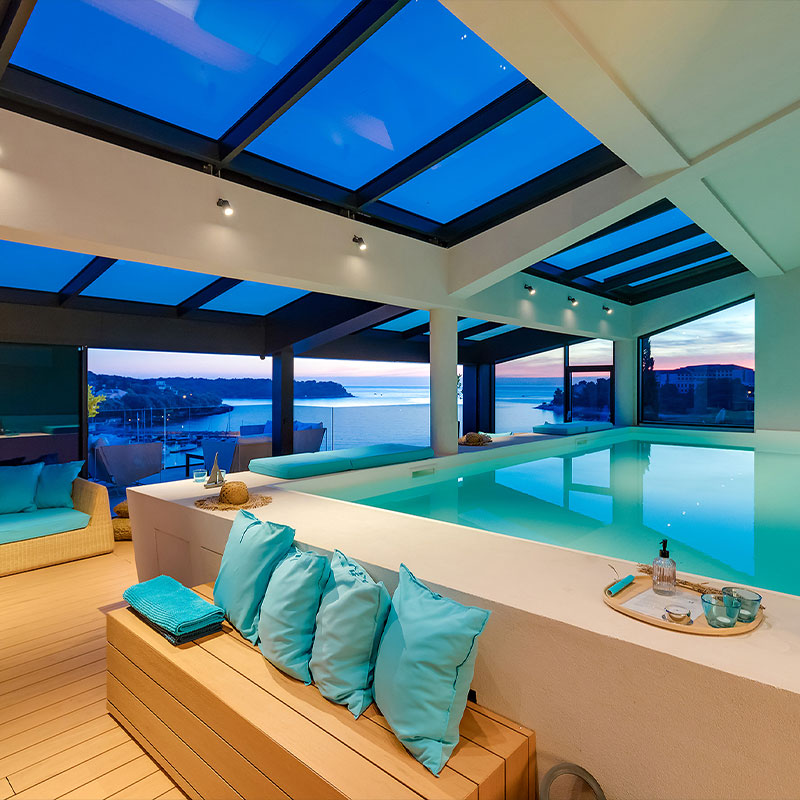 Deluxe Penthouse Suite with private pool