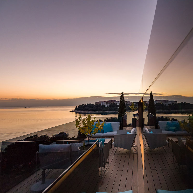 Deluxe Penthouse Suite with private pool
