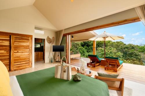 Family Room with Lake View