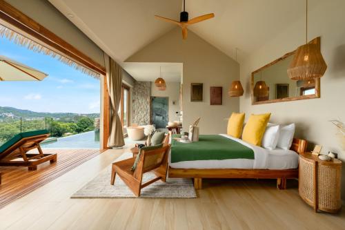 Family Room with Lake View