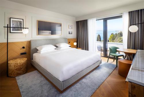 King Room with Balcony and Side Sea View
