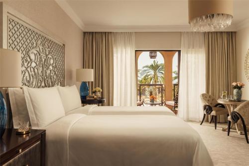 Arabian Court Deluxe Twin Room - UAE Resident, UAE ID Mandatory - includes 500 AED daily credit, Waterpark Access