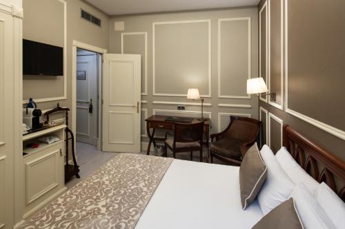 Double Room with Terrace - Smoking