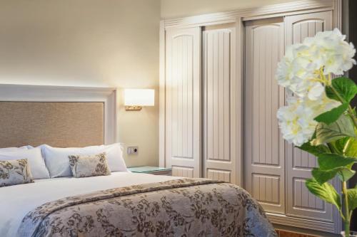 Classic Room with views and Spa Acces