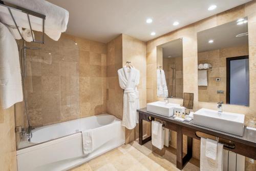 Classic Room with views and Spa Acces