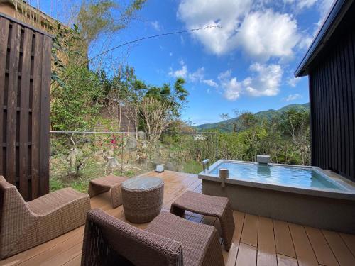 Superior Family Room with Tatami Area and Open-Air Bath