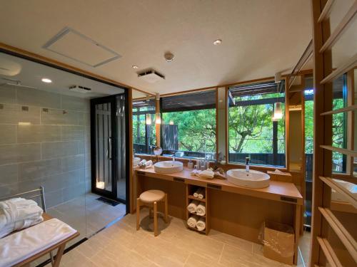 Japanese Style Room with Open Air Bath