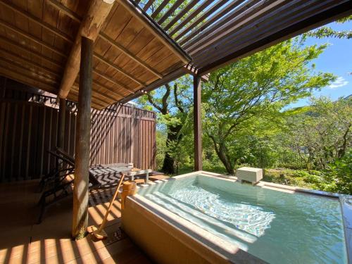 Twin Room with Open-Air Bath