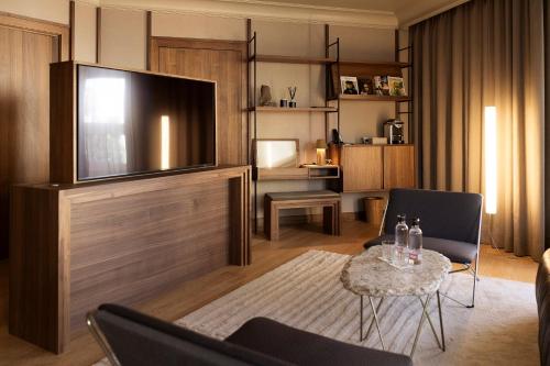 Mercer Suite